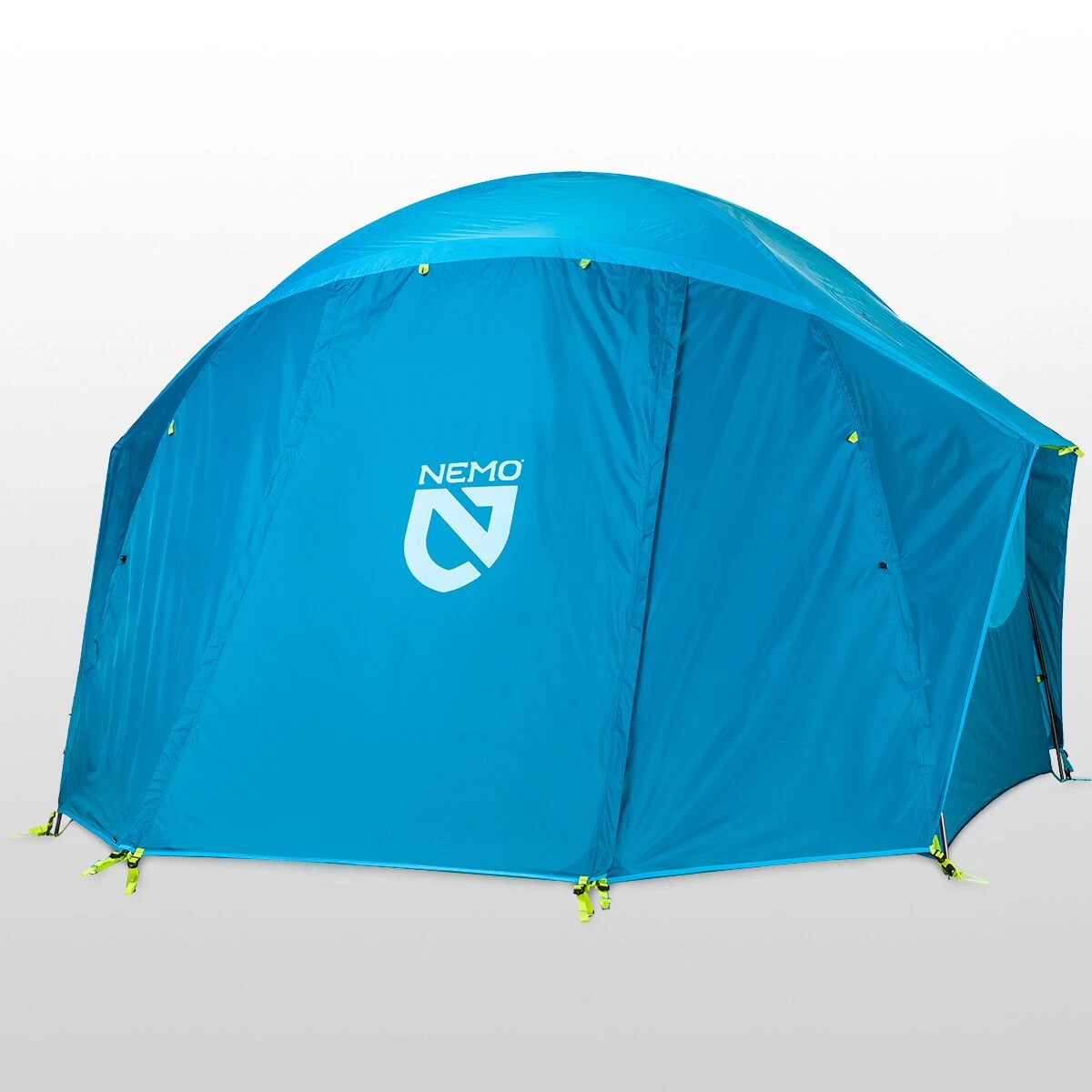 Aurora Highrise Tent: 4-Person 3-Season 3 Aurora Highrise Tent: 4-Person 3-Season