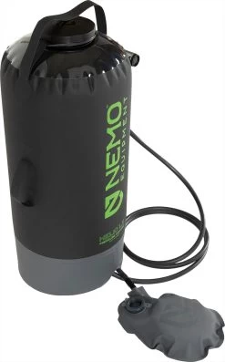 NEMO EQUIPMENT Helio LX Pressure Shower|-|Douche Portative Helio LX -Outdoor camping-NEMO Equipment NEM 811666032010 7E 7ESide 20Black 20 20Apple 20Green 79f45cf8 7647 4f1d 9032 facbe739fe12