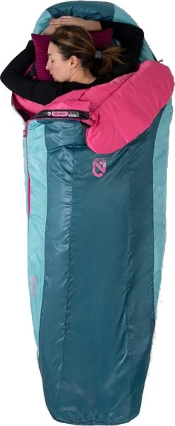 NEMO EQUIPMENT Tempo™ 35 Long Synthetic Sleeping Bag - Women's|-|Sac De Couchage Long Synthétique Tempo™ 35 - Femme 15 NEMO EQUIPMENT Tempo™ 35 Long Synthetic Sleeping Bag - Women's|-|Sac De Couchage Long Synthétique Tempo™ 35 - Femme -Outdoor camping-NEMO Equipment NEM 811666035509 7E 7EDetail3 20Twilight 20Mauve 20 20Paloma 20Gray